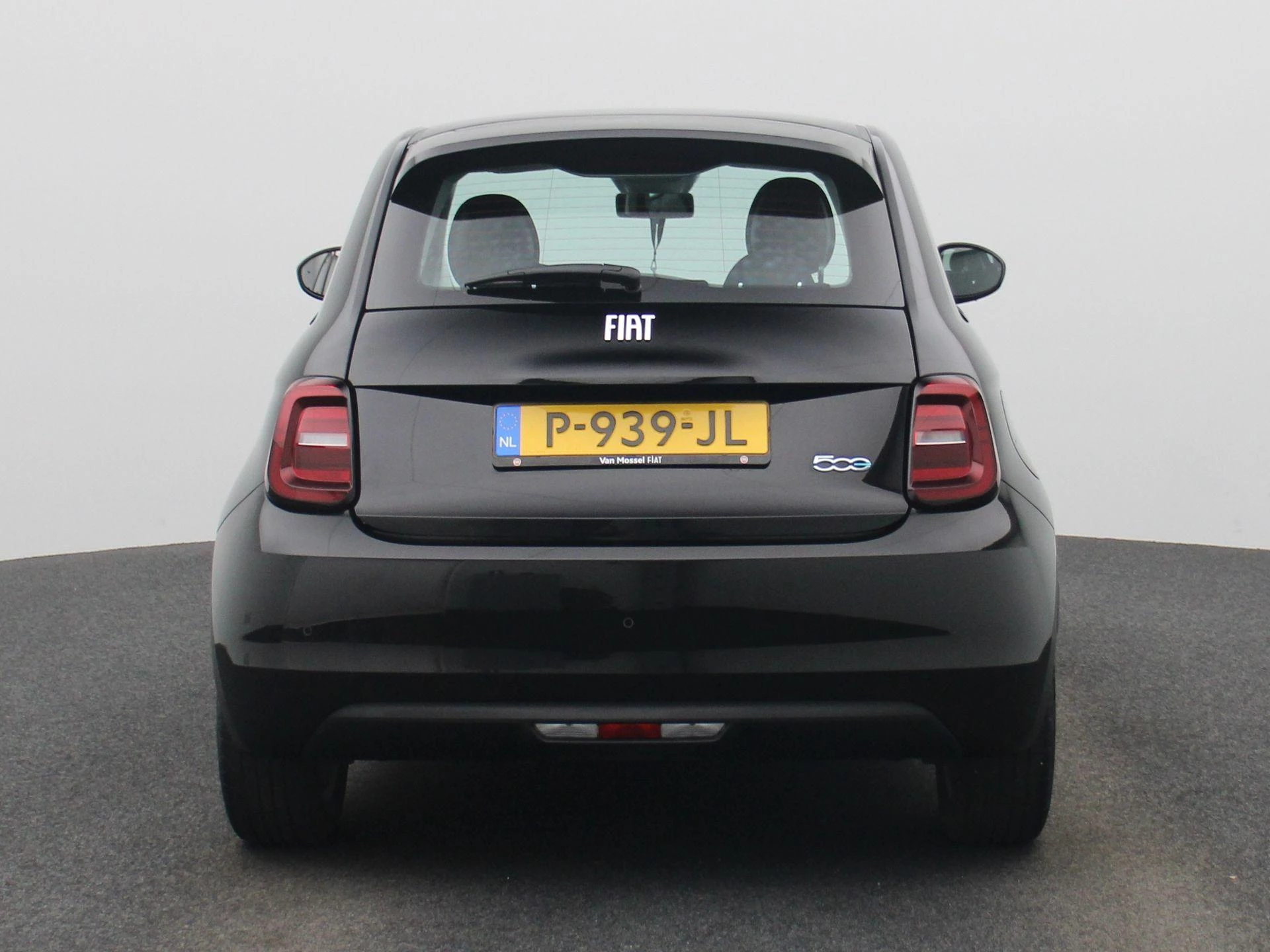 Fiat-500-image-4