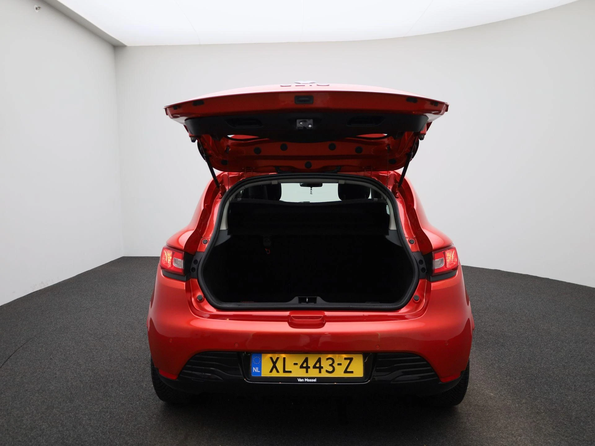 Renault-Clio-image-10