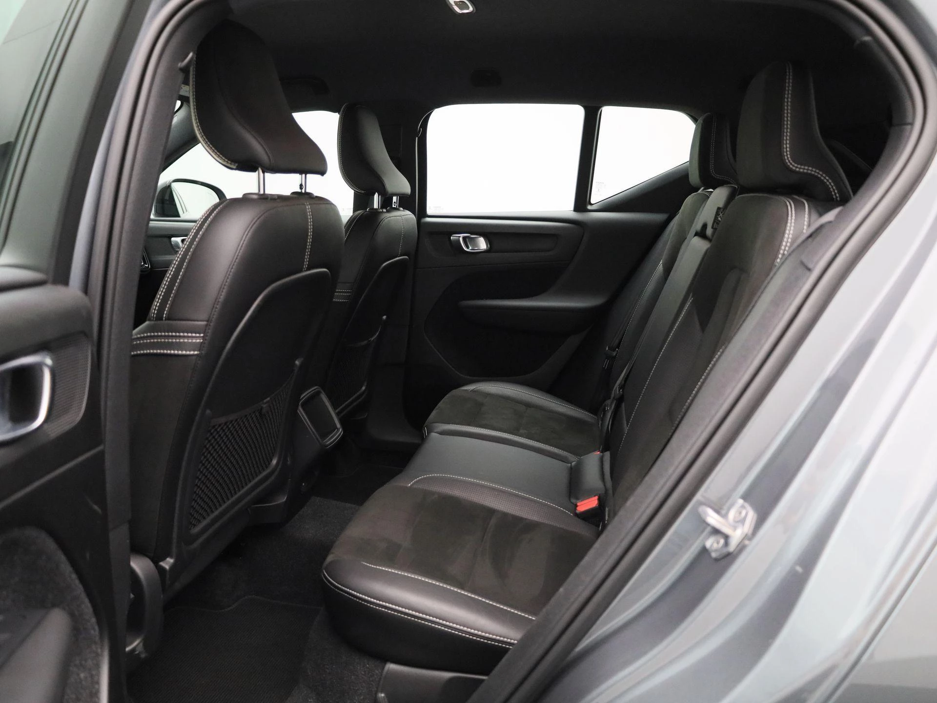 Volvo-XC40-image-9