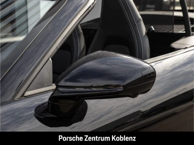 Porsche-911-image-8