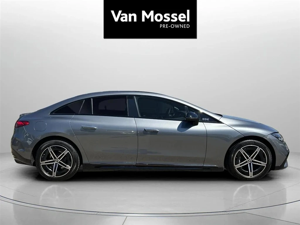 Mercedes-Benz-EQE-image-3