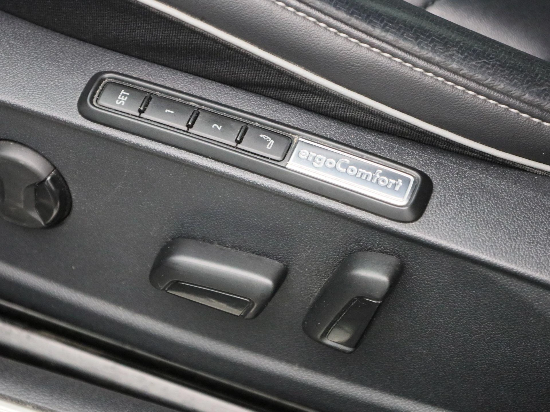 Volkswagen-Arteon-image-34