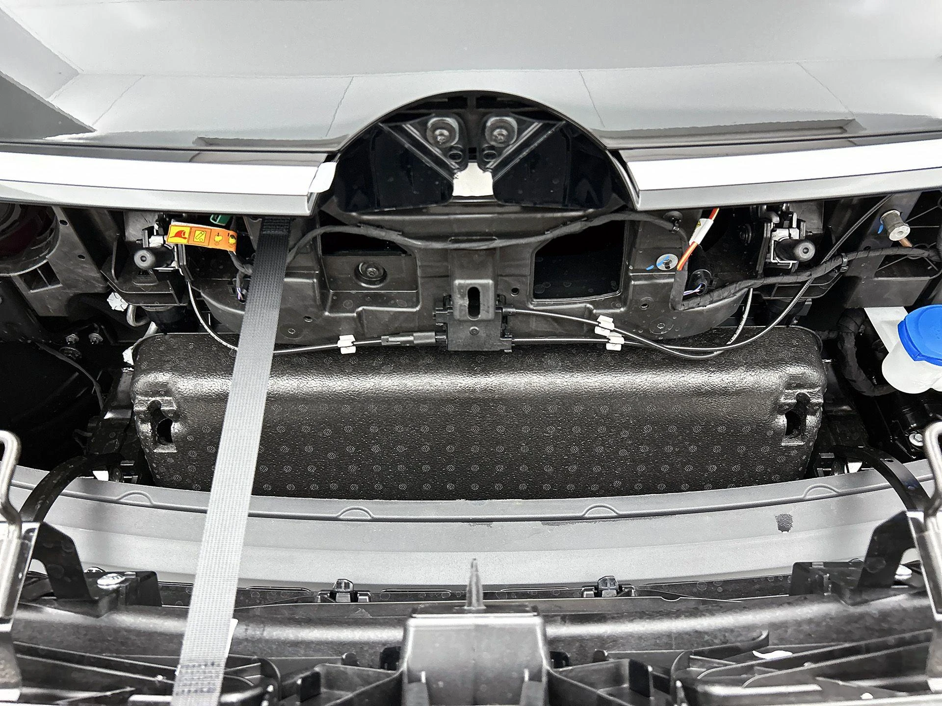 Volkswagen-ID. Buzz Cargo-image-12