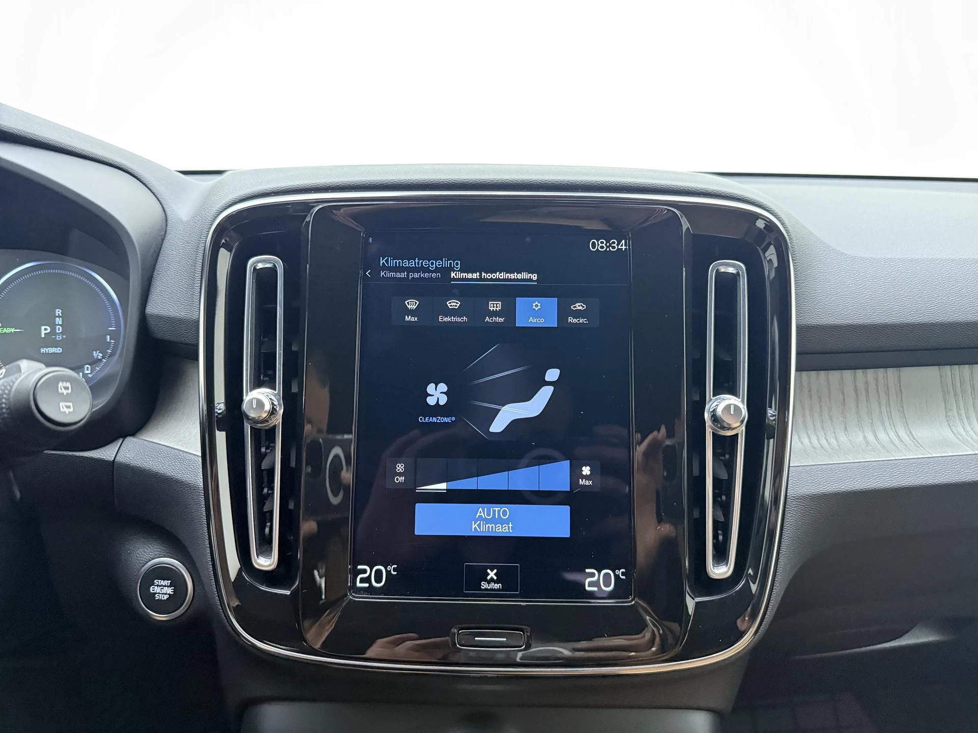 Volvo-XC40-image-25