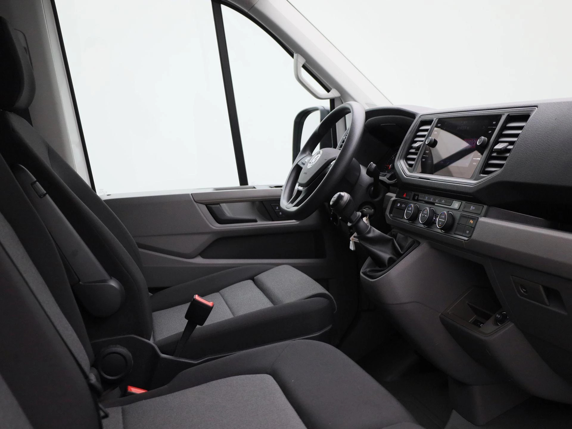 Volkswagen Crafter 2.0 TDI L3H3 140PK