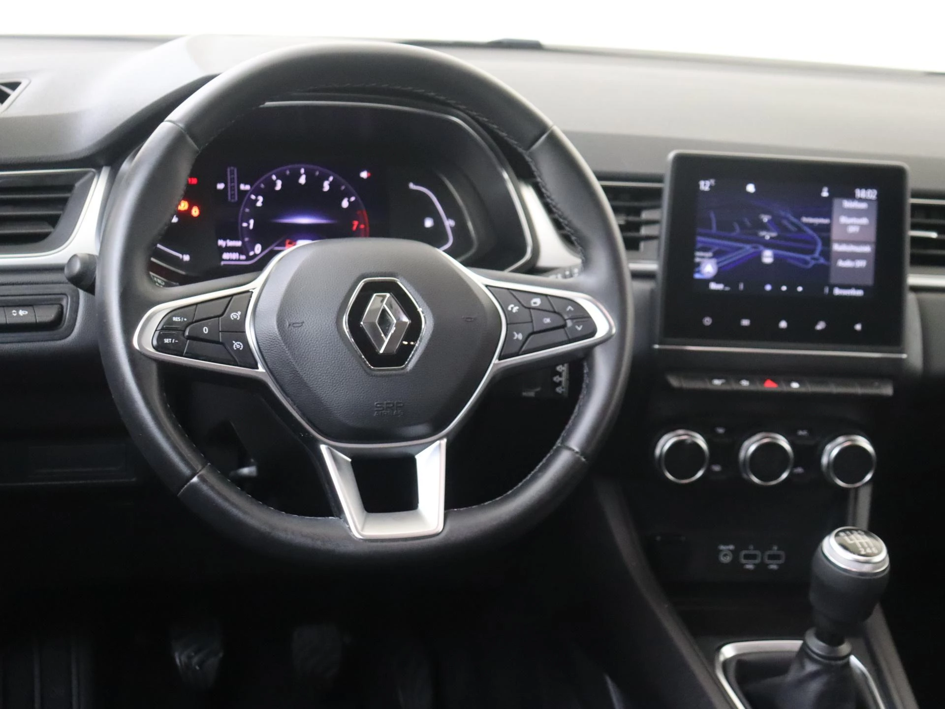 Renault-Captur-image-13