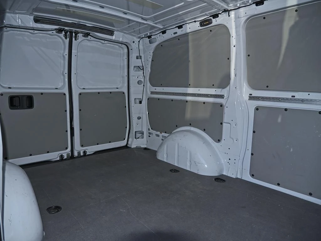 Mercedes-Benz-Vito 116-image-13
