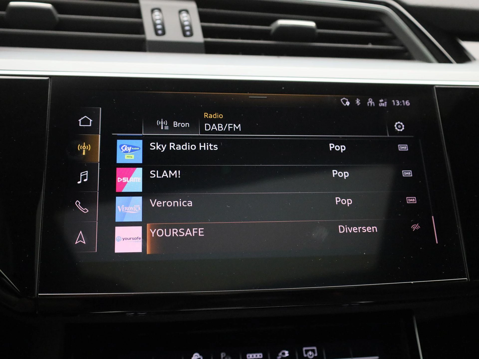 Audi-e-tron-image-21