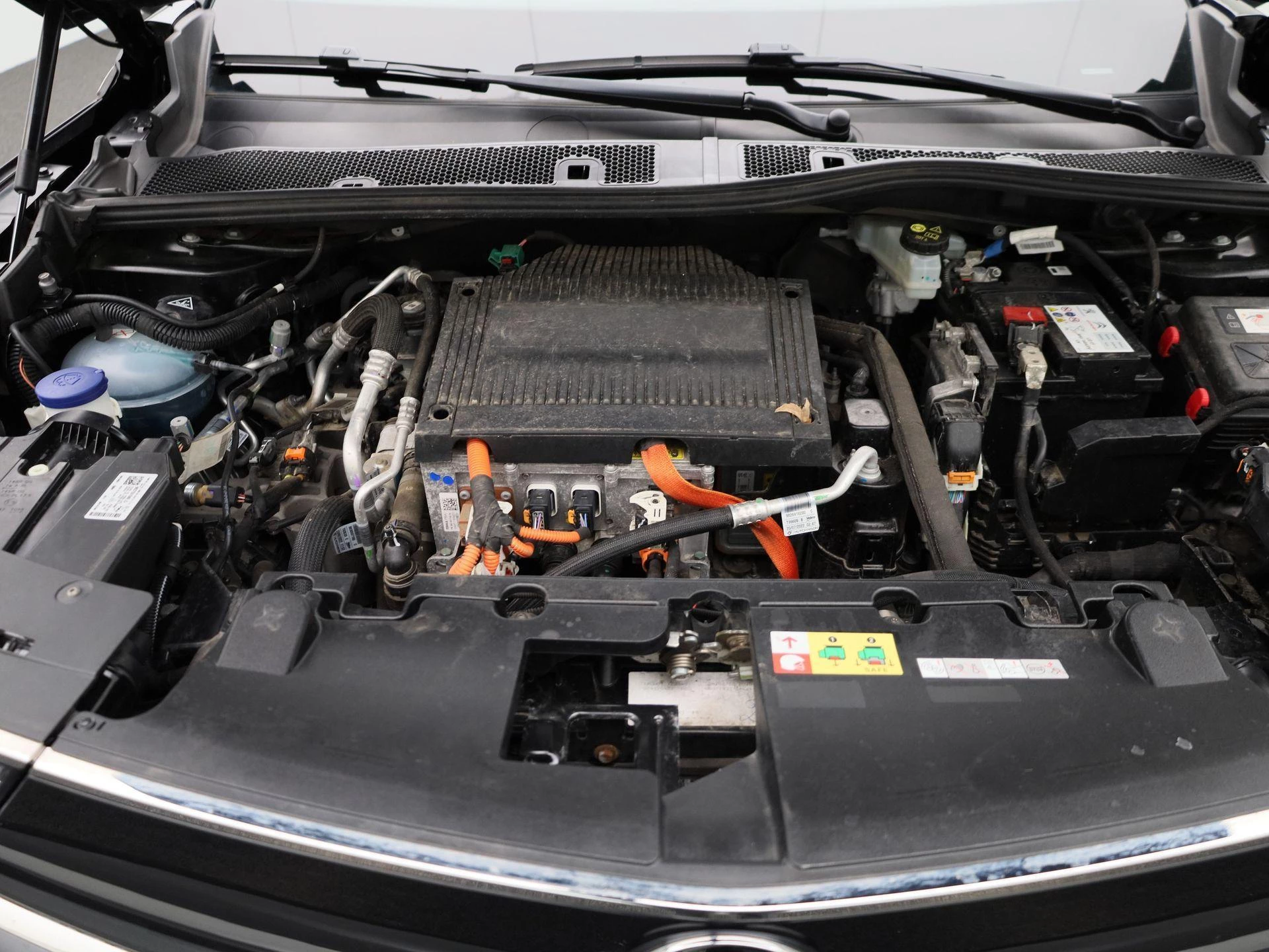 Opel-Mokka-e-image-37