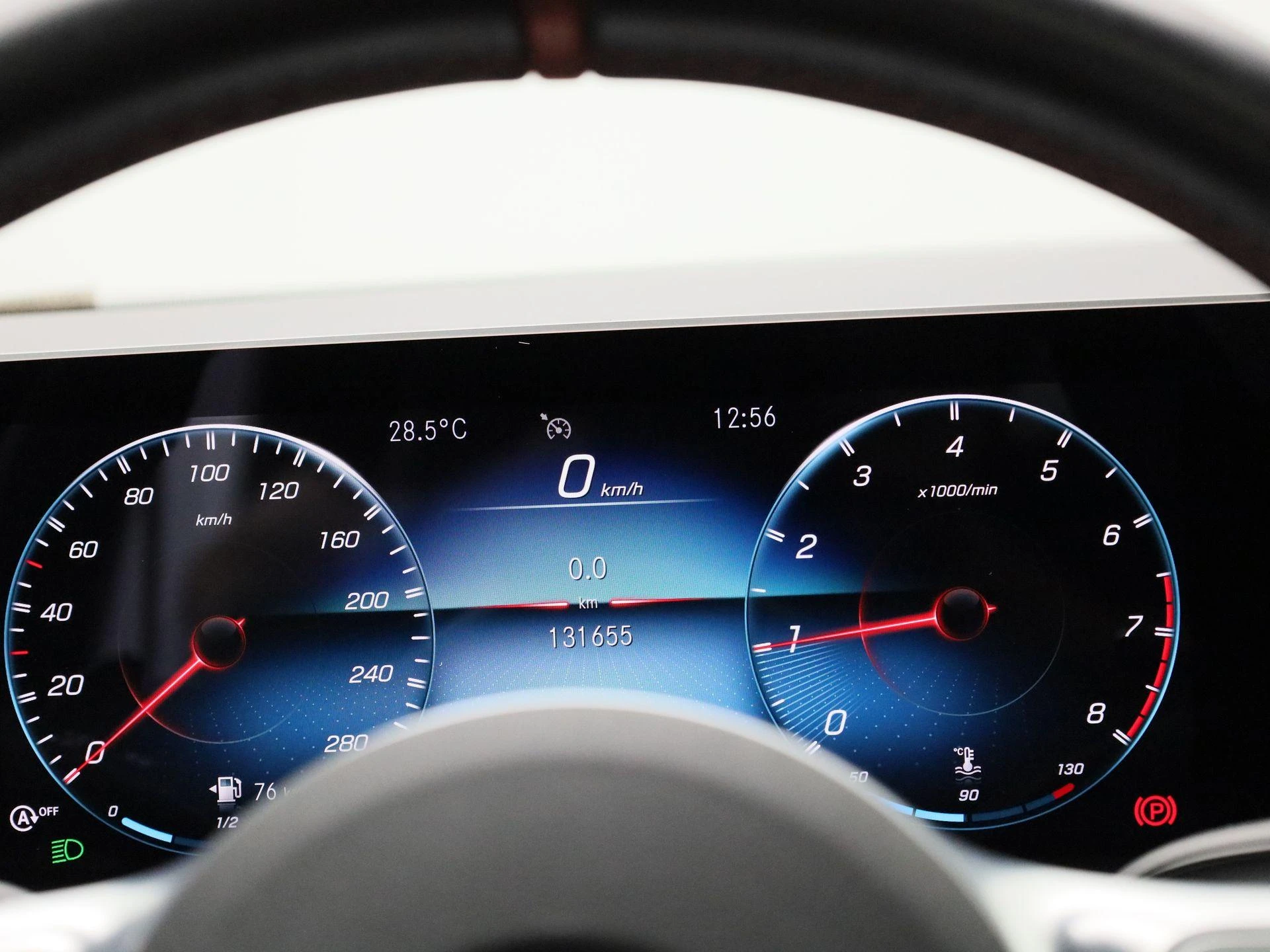 Mercedes-Benz-CLA-image-7