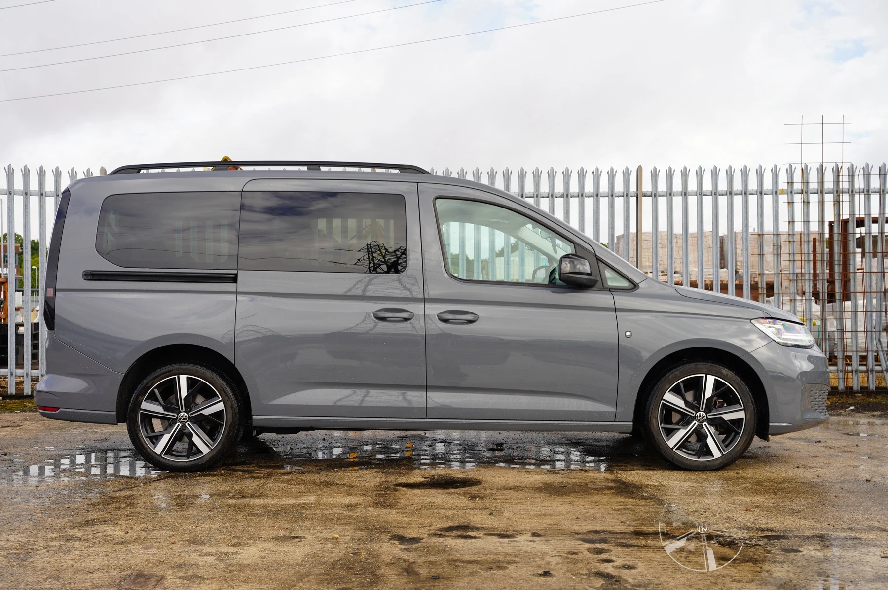 Volkswagen-Caddy-image-3