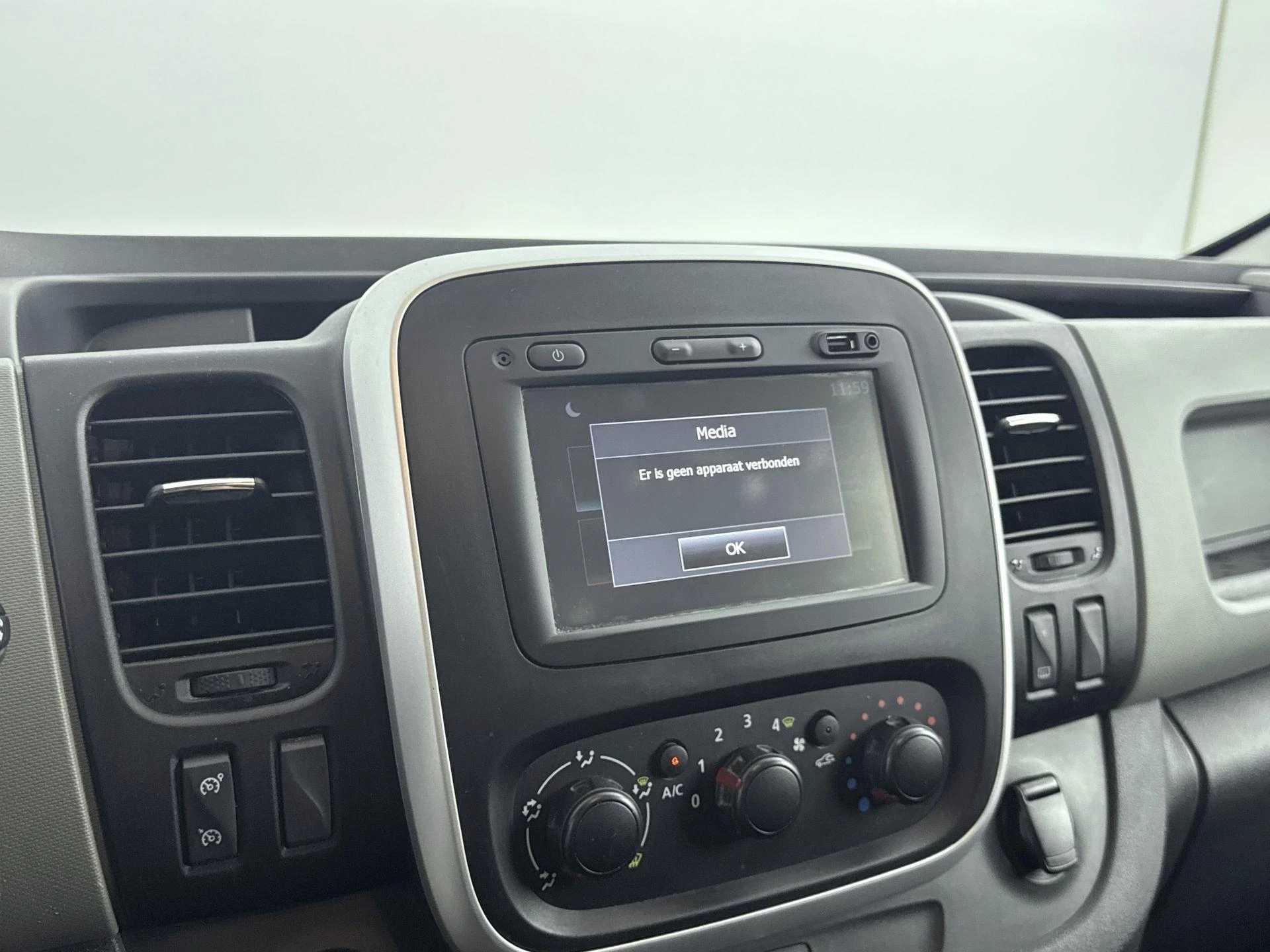 Renault Trafic 1.6 dCi 120 Pk T29 L2H1 Luxe
