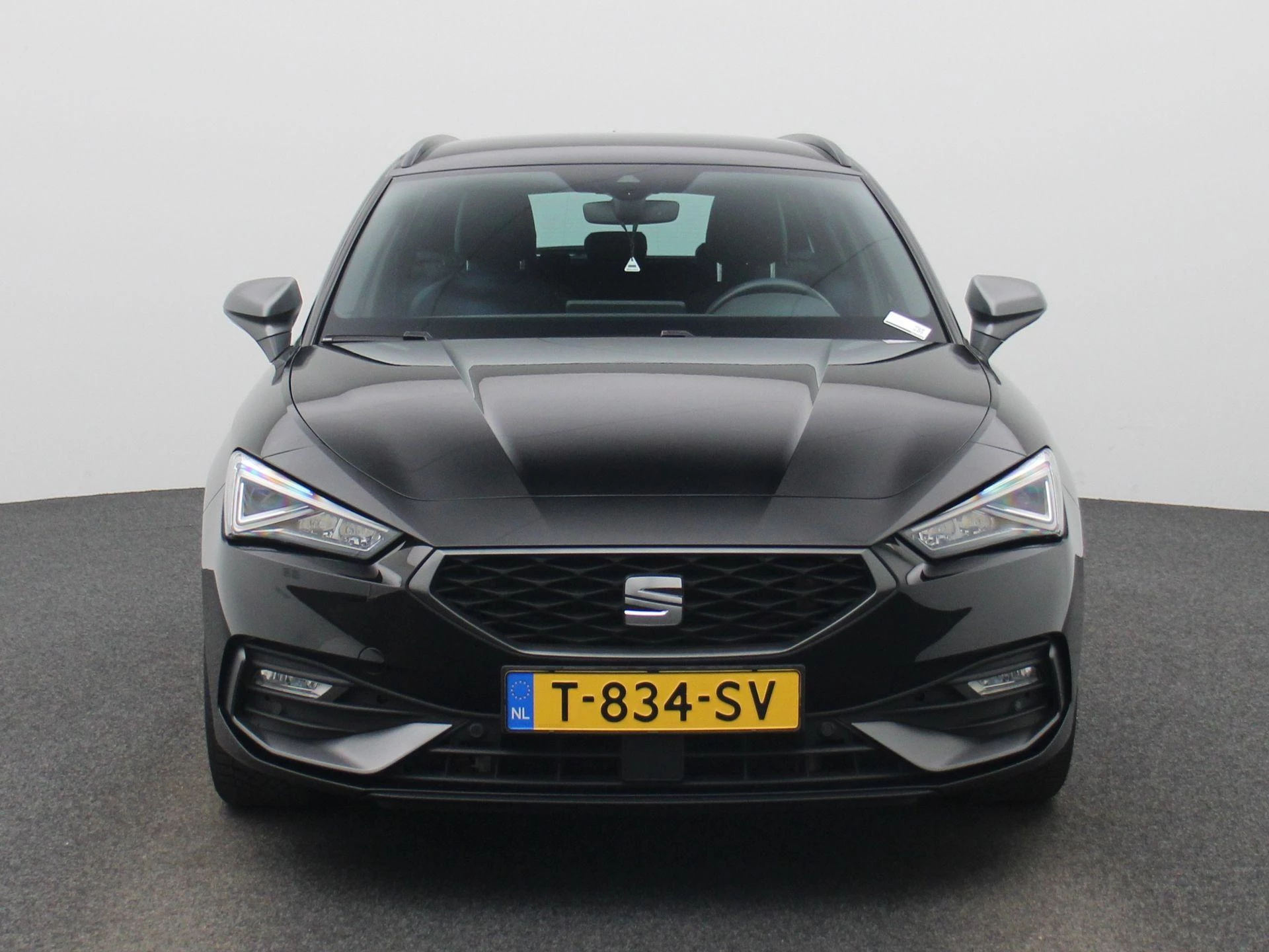 SEAT-Leon-image-2