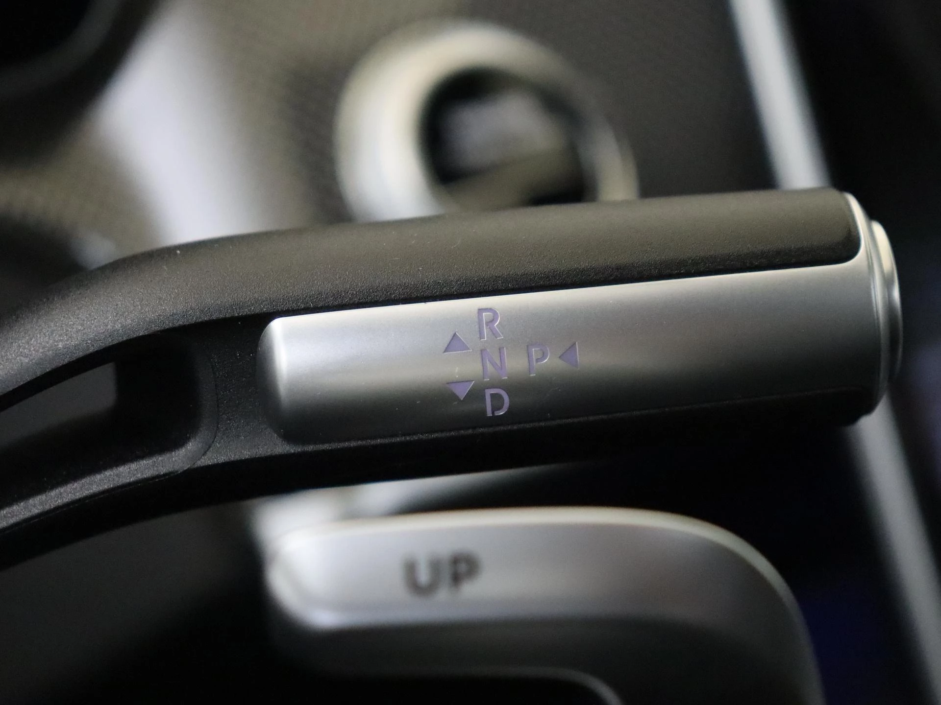 Mercedes-Benz-S-Klasse-image-18