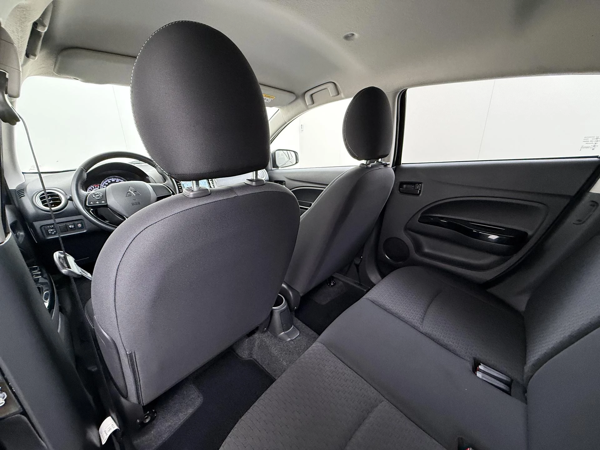 Mitsubishi-Space Star-image-15
