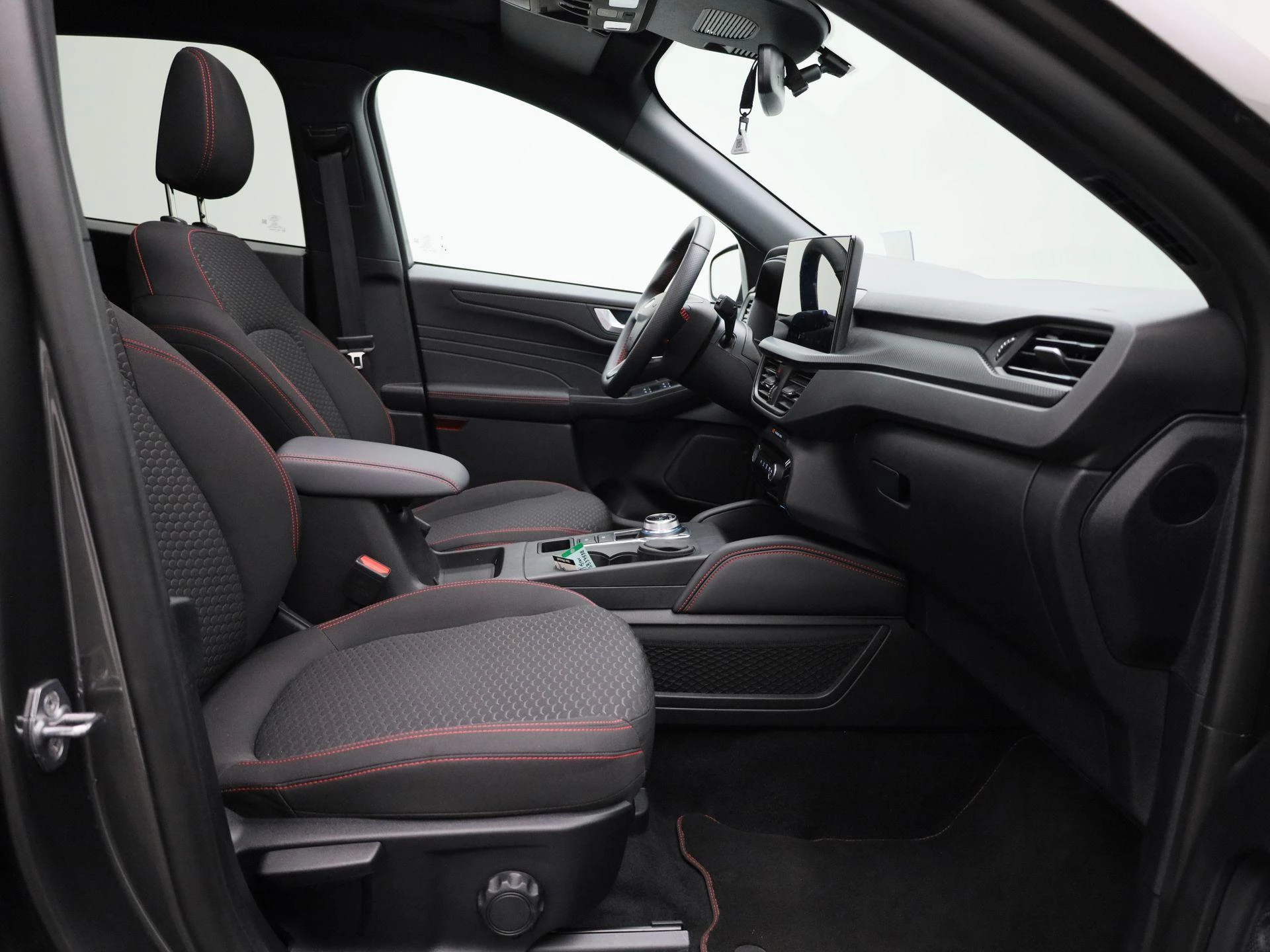 Ford-Kuga-image-34