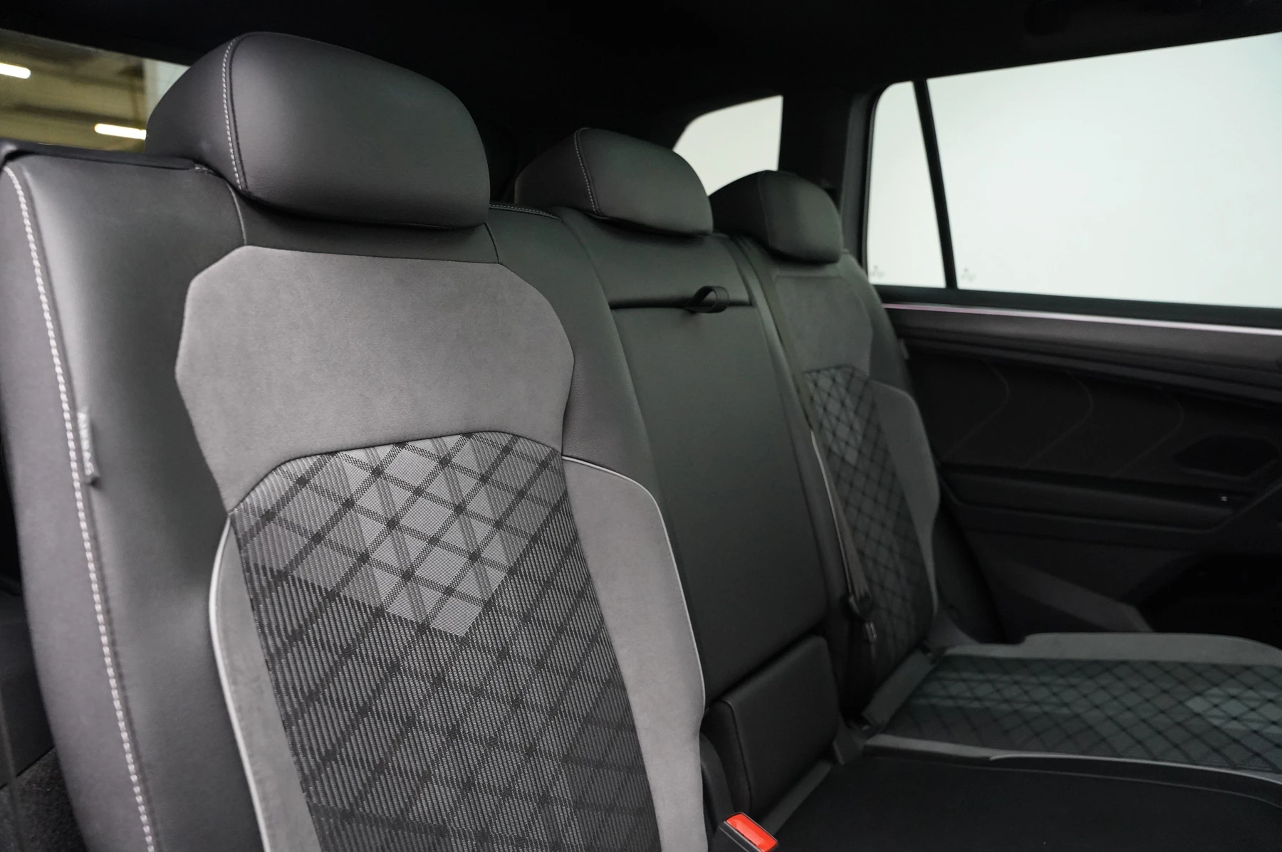 Volkswagen-Tiguan Allspace-image-10