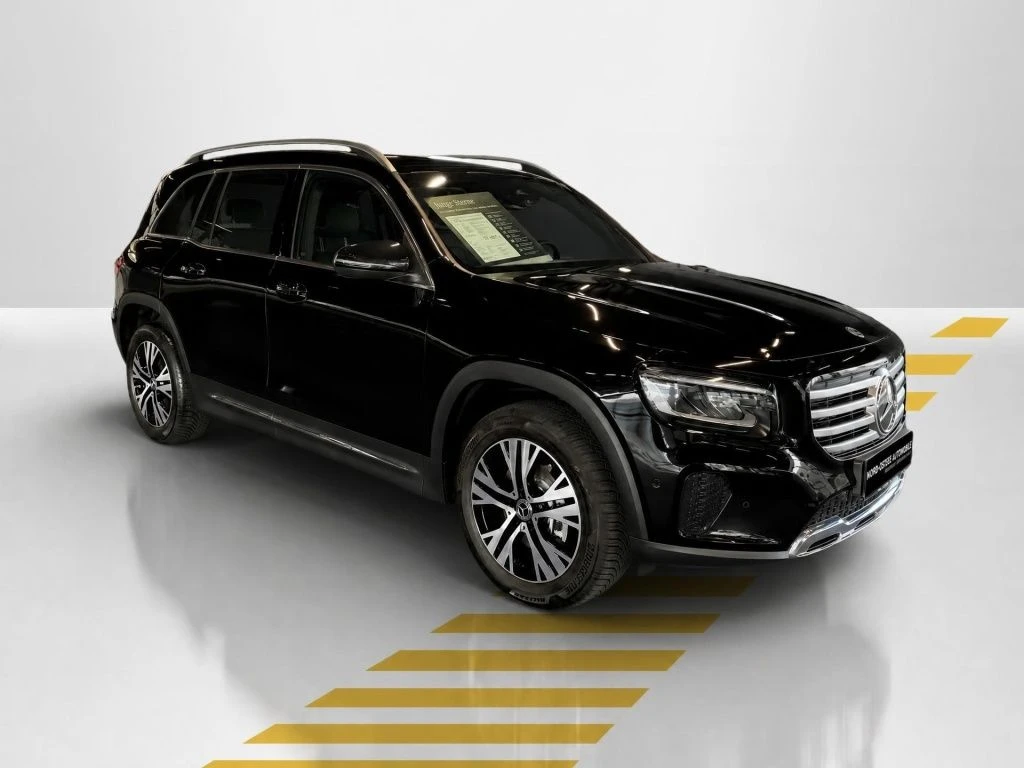 Mercedes-Benz-GLB 200 d-image-16