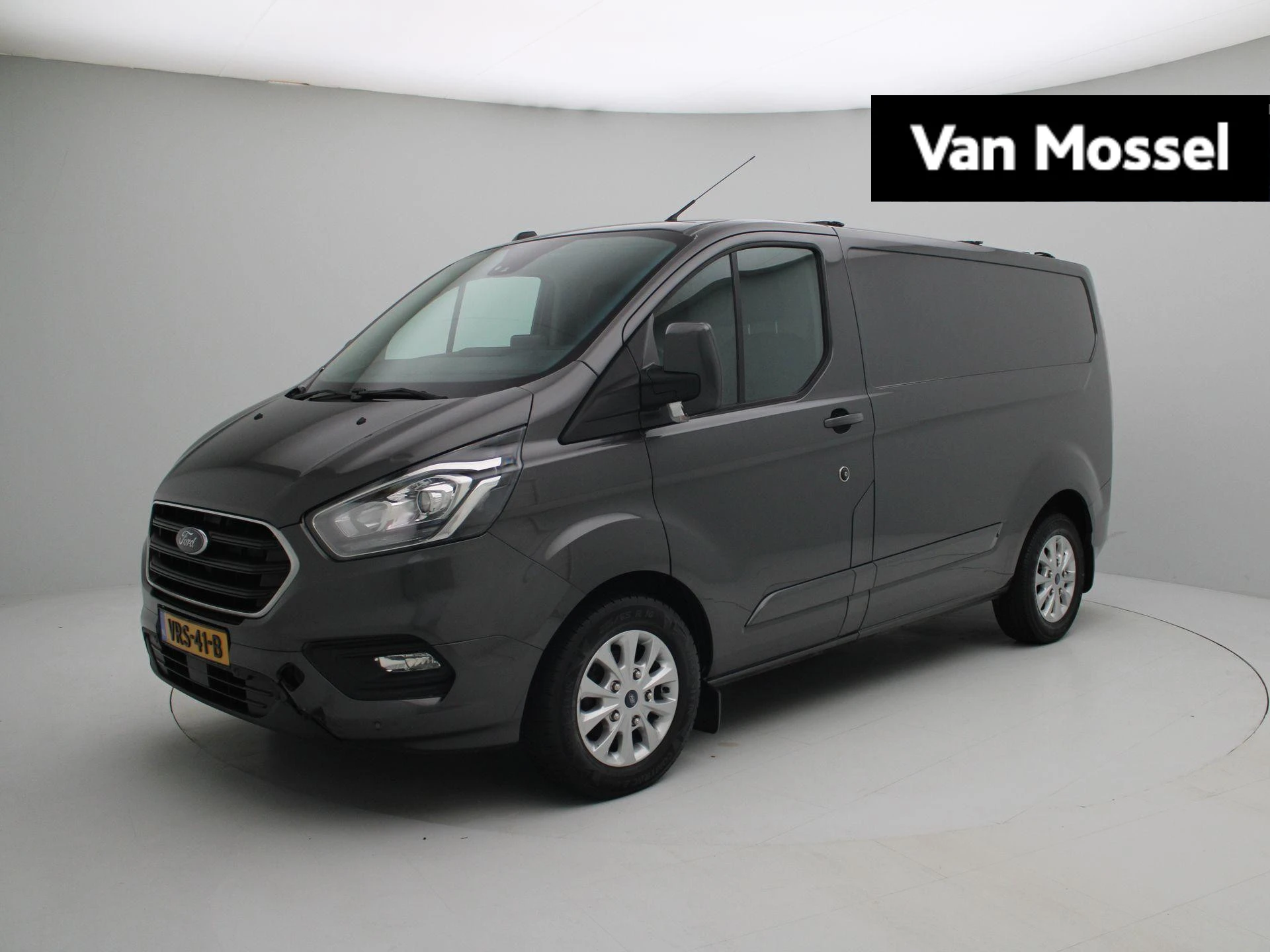 Ford-Transit Custom-image-0