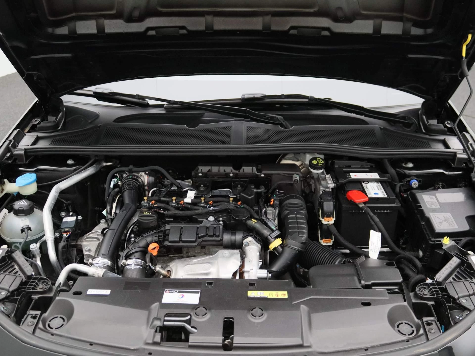 Peugeot-308-image-32