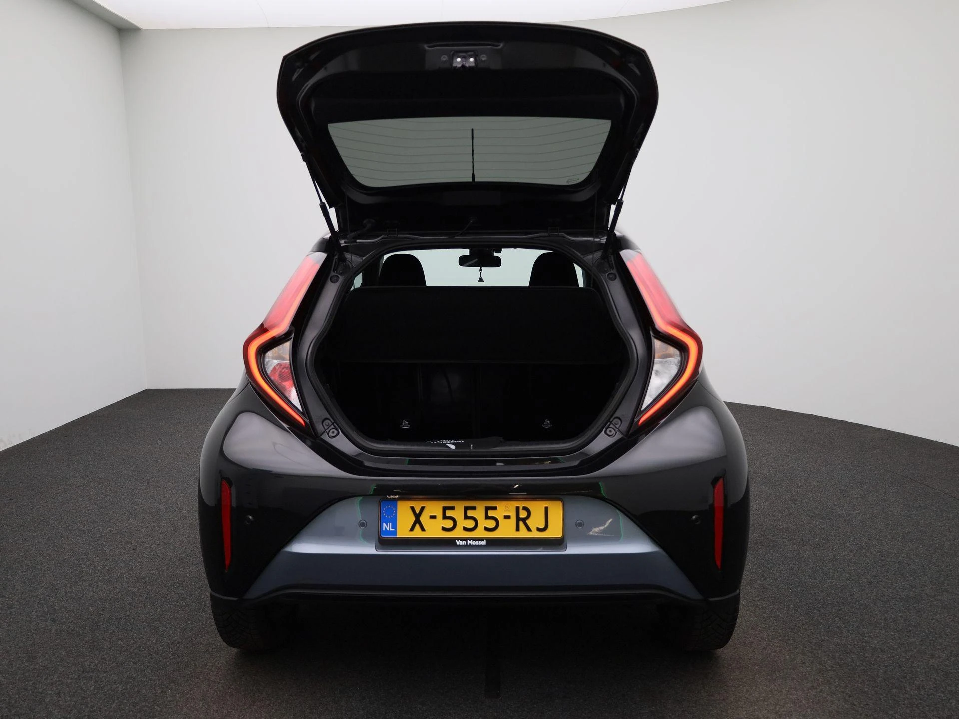 Toyota-Aygo-image-10