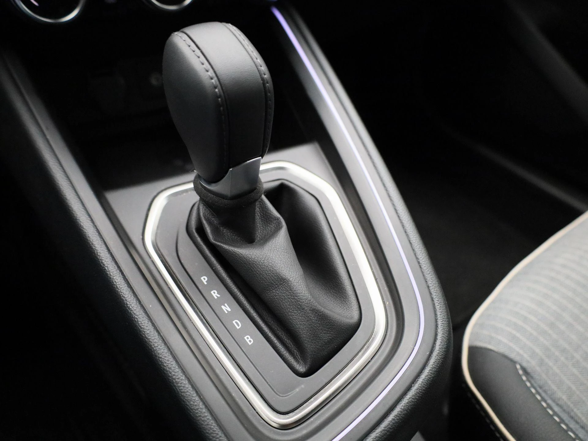 Renault-Clio-image-22