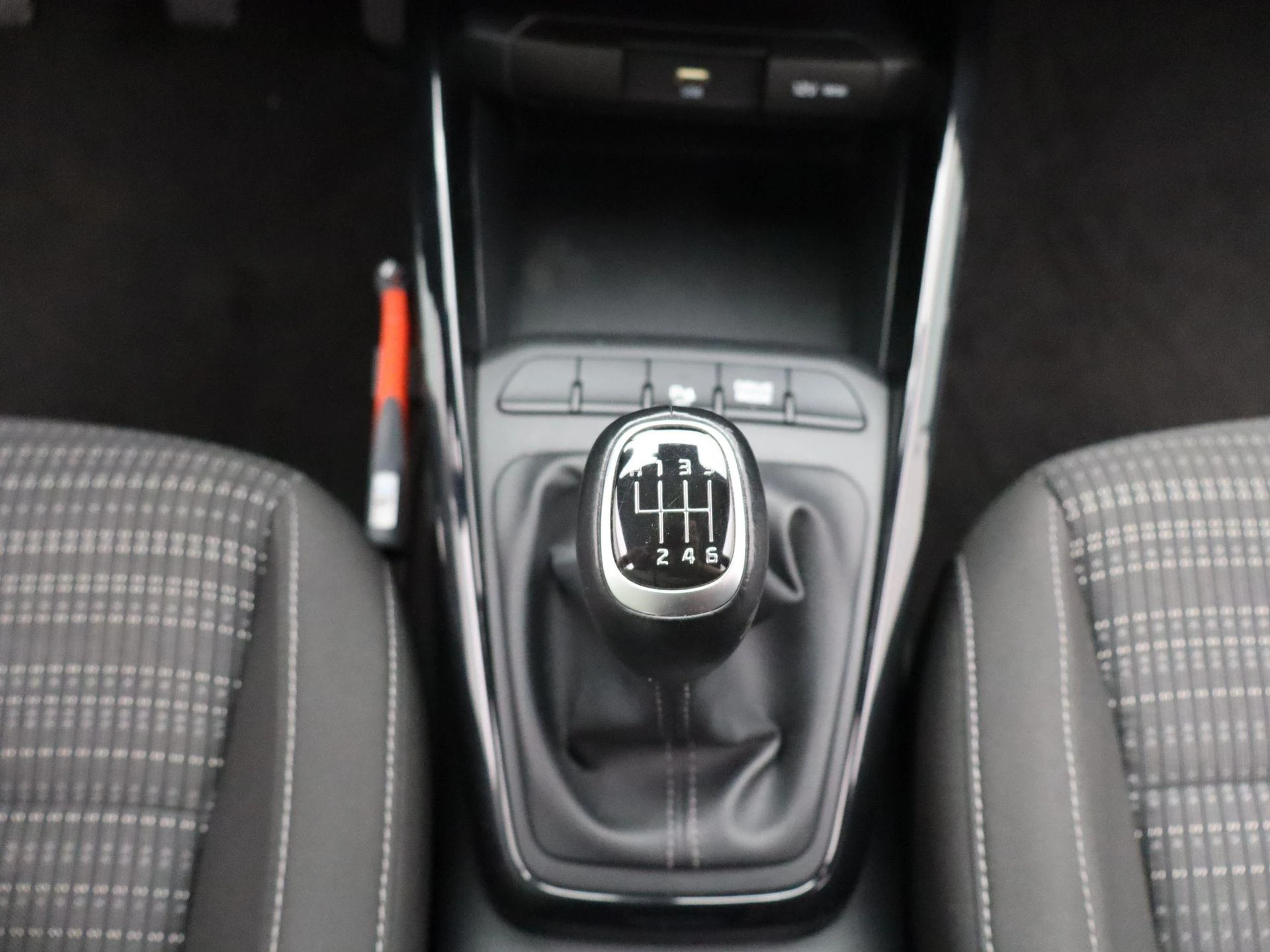 Kia-Stonic-image-9