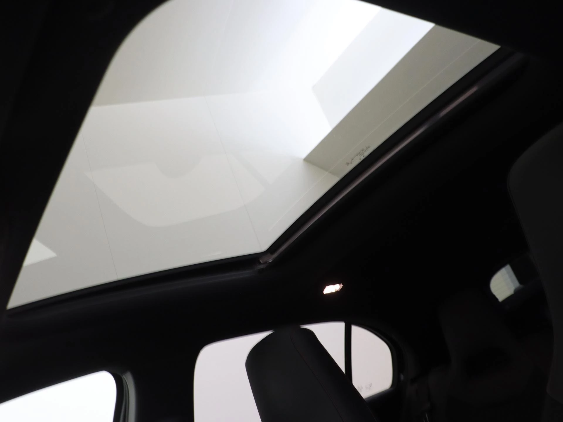 Mercedes-Benz-A-Klasse-image-27