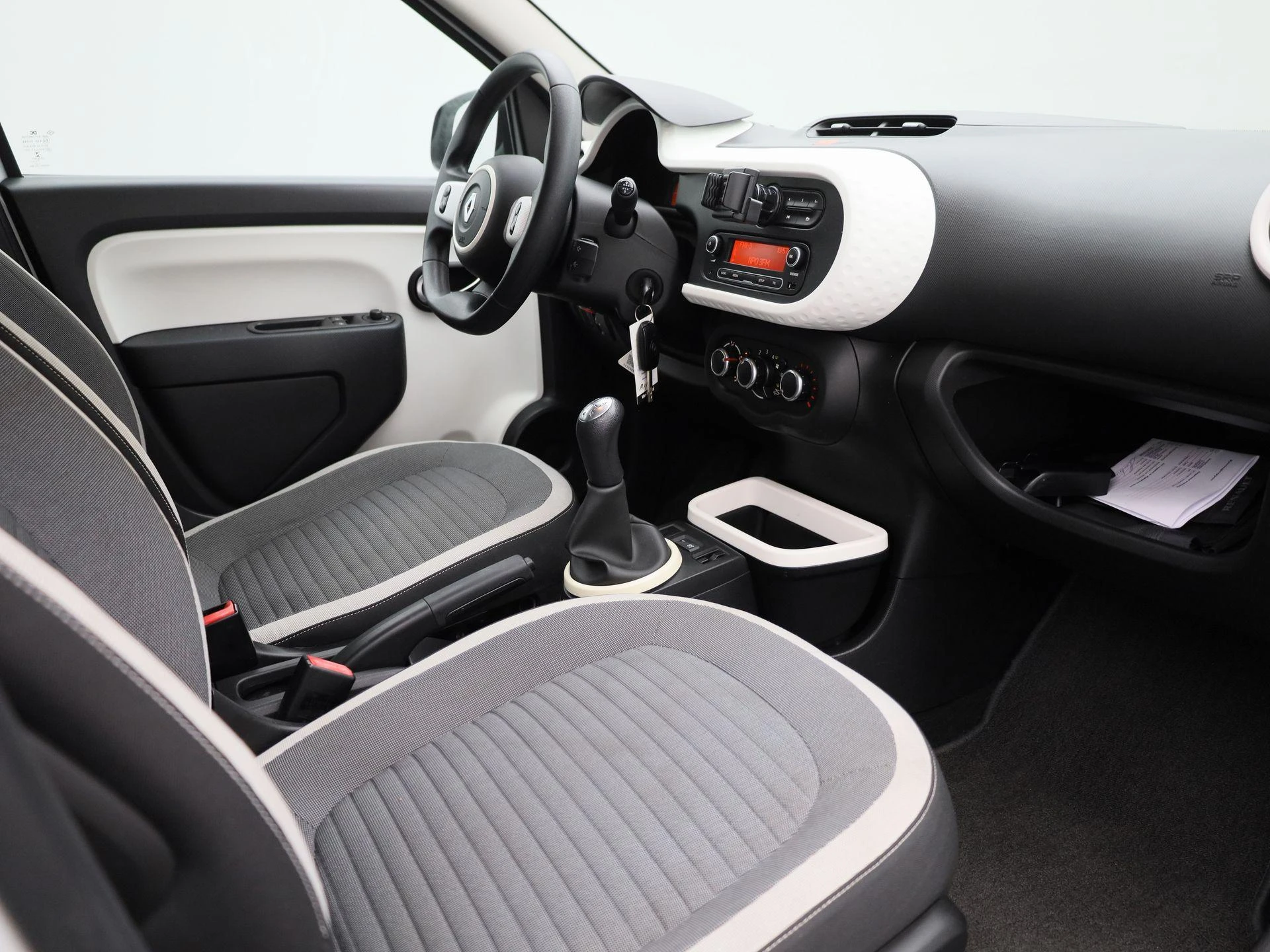 Renault-Twingo-image-29