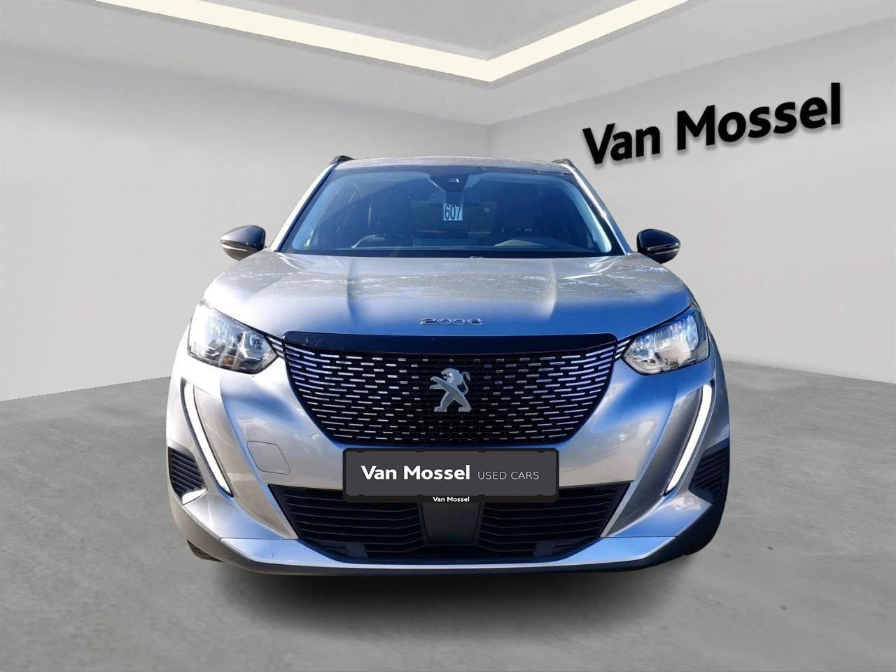 Peugeot-2008-image-1