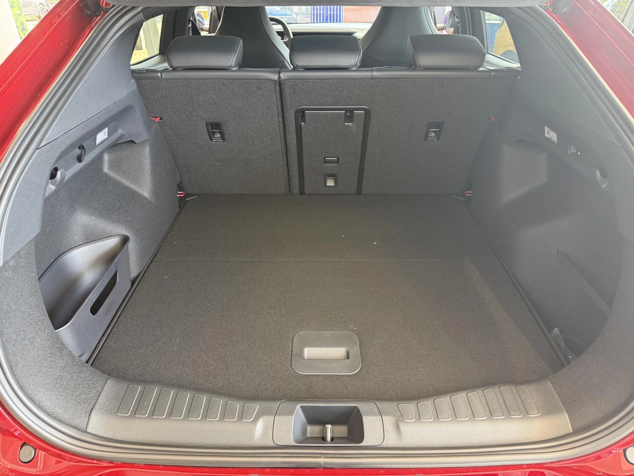 Ford Capri Premium Extended Range RWD 77 kWh