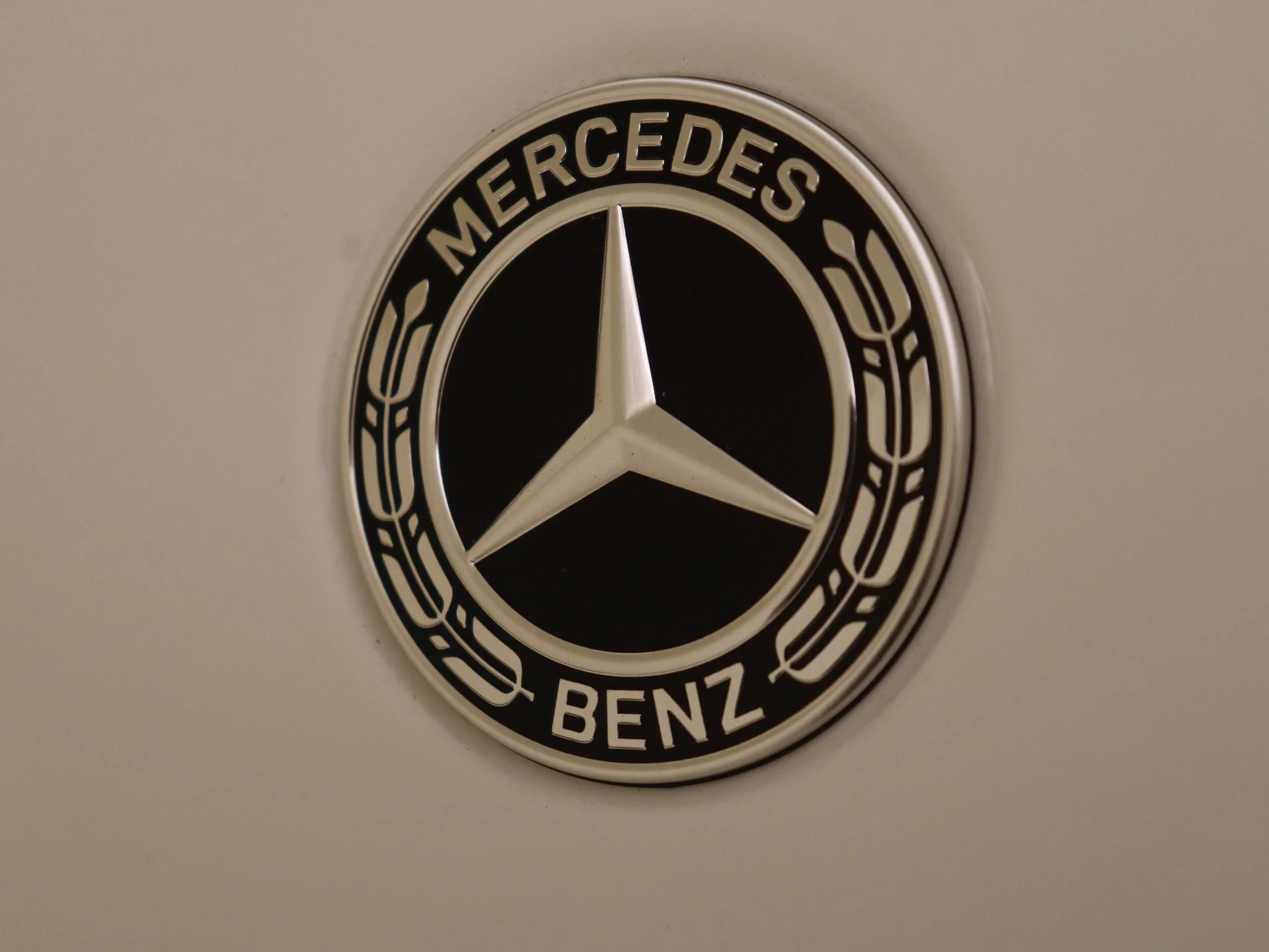 Mercedes-Benz GLE 400 e 4MATIC AMG Line Premium Plus