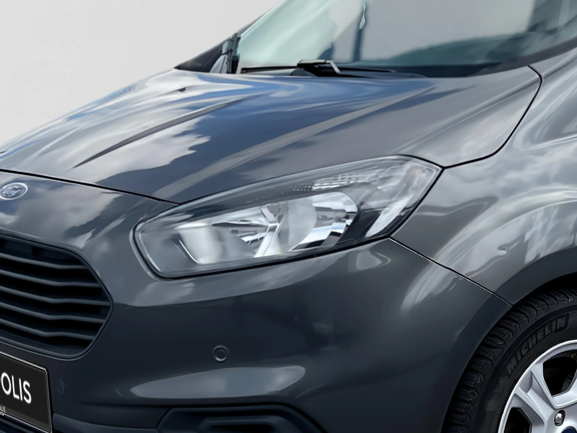 Ford-Transit Courier-image-19