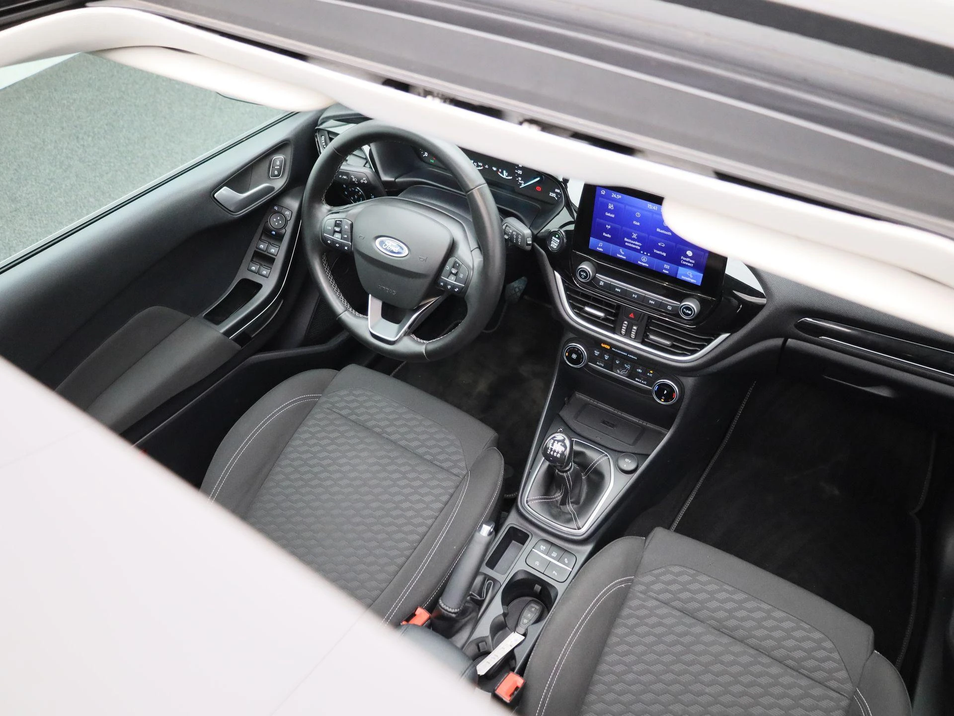 Ford-Fiesta-image-35