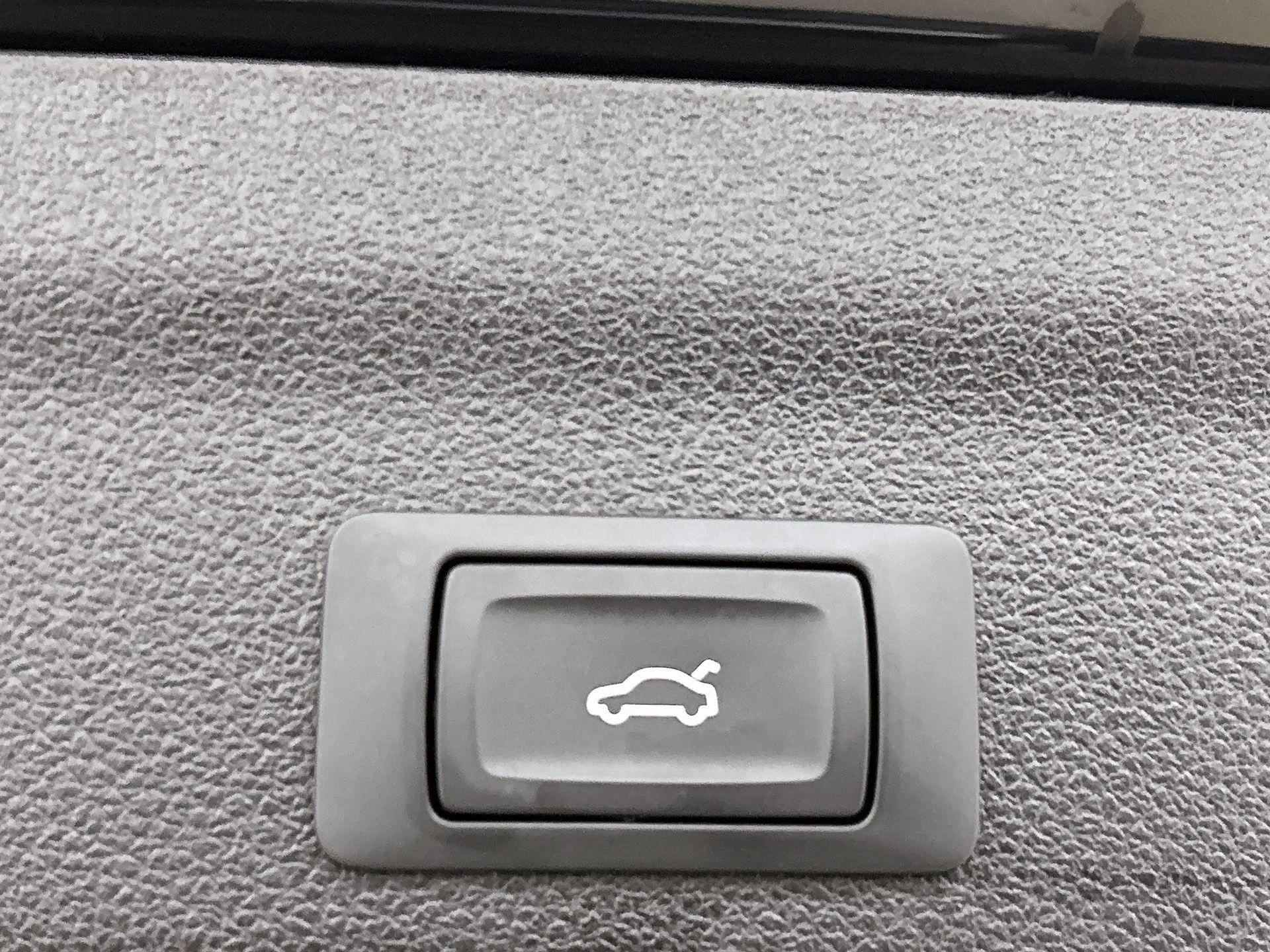 Audi-A6-image-16