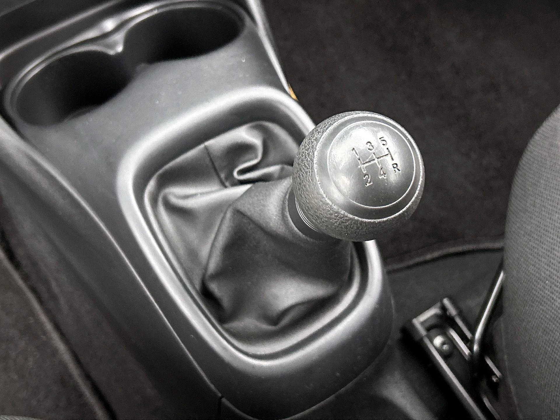 Peugeot-108-image-13