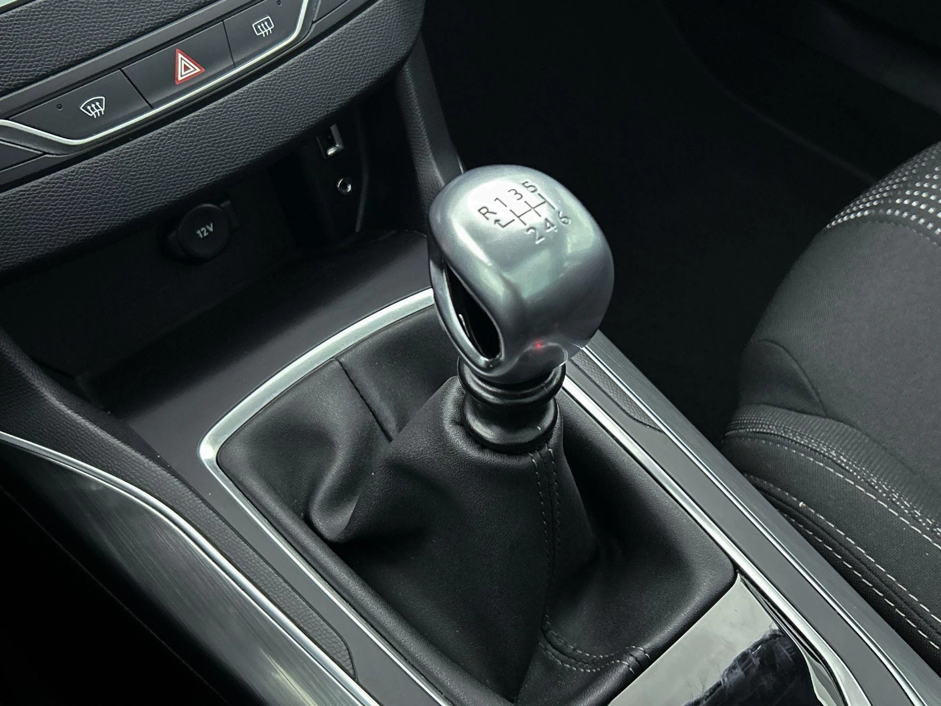 Peugeot-308-image-7