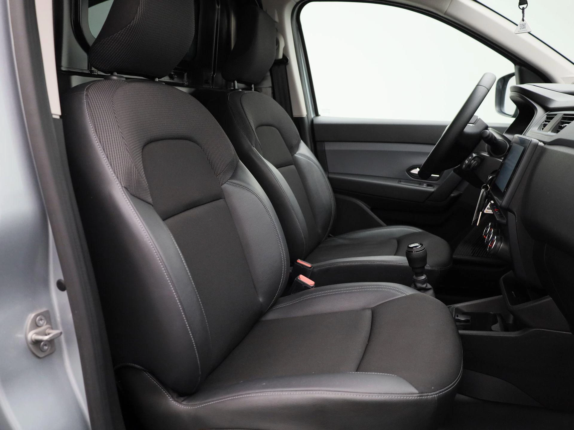 Renault-Express-image-38