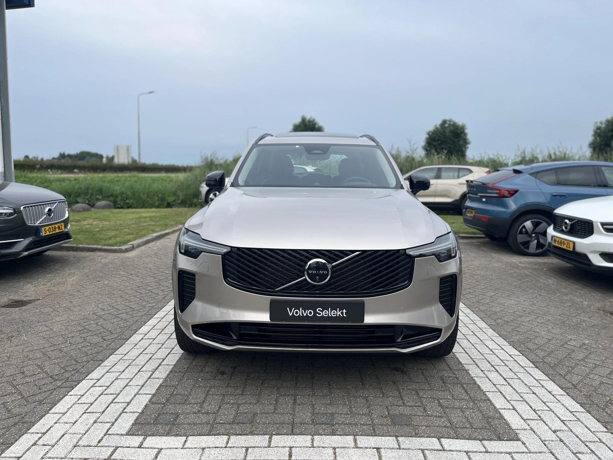 Volvo-XC90-image-21