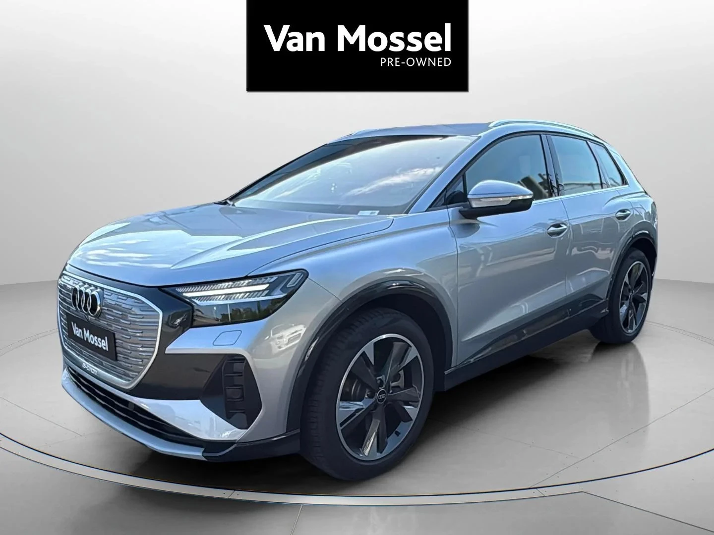 Audi-Q4 e-tron-image-0