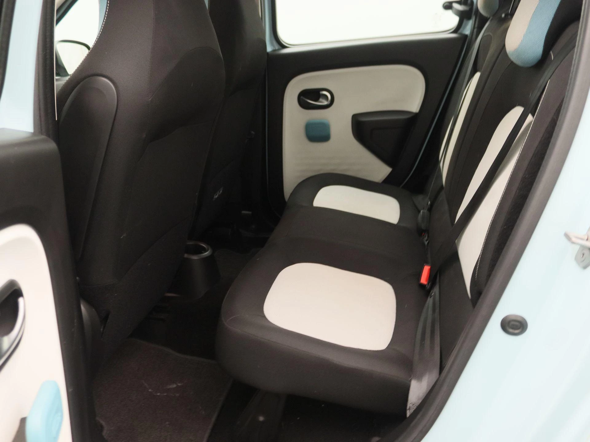 Renault-Twingo-image-13