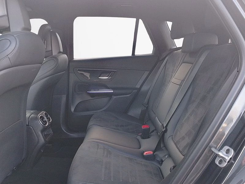 Mercedes-Benz GLC 300 d 4M AMG AHK SHZ KLIMA KEYLESS-GO AMG LineX254 GLC 300 d 4M AMG AHK SHZ KLIMA KEYLESS-GO AMG Line
