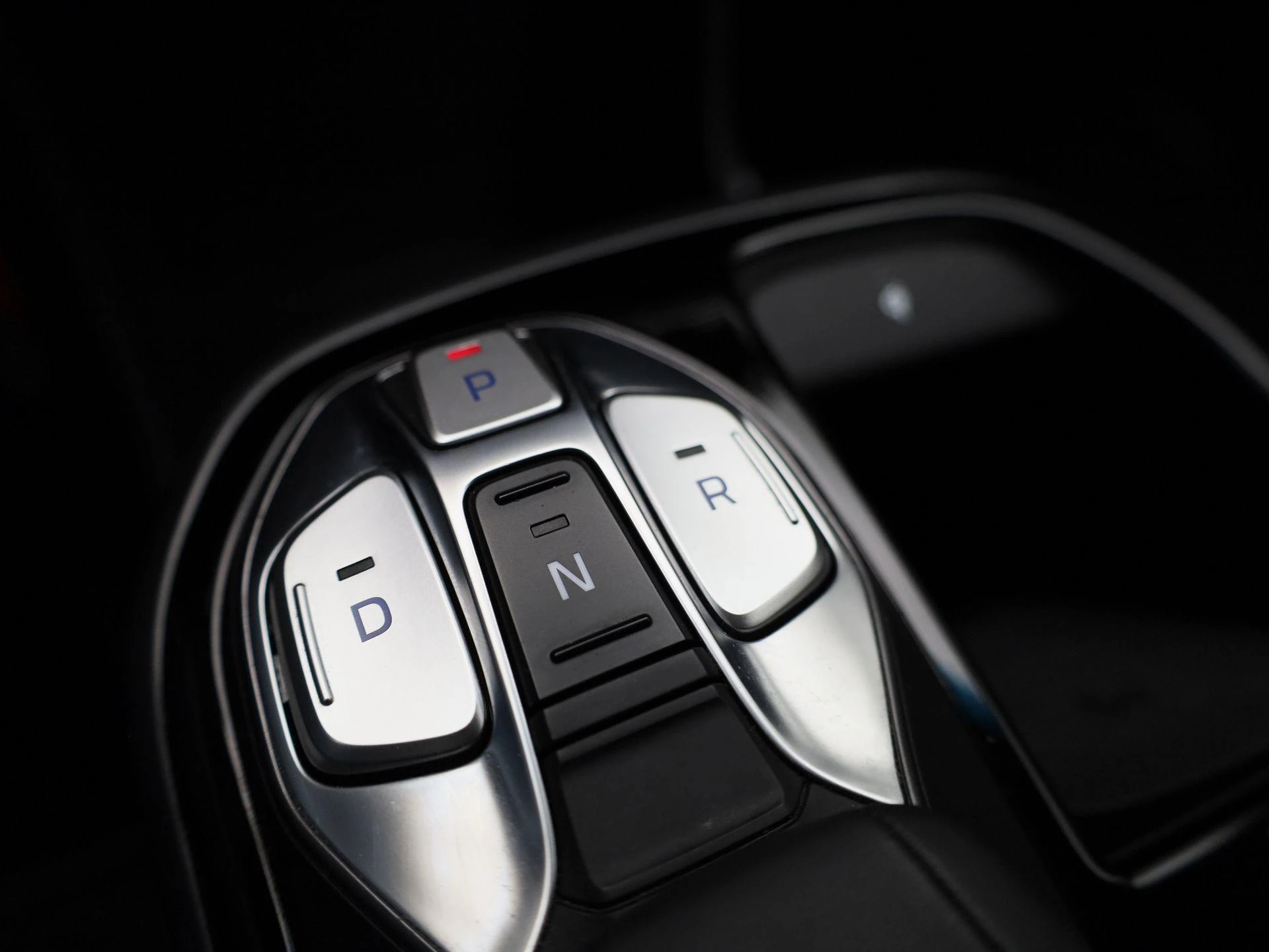Hyundai-IONIQ-image-23