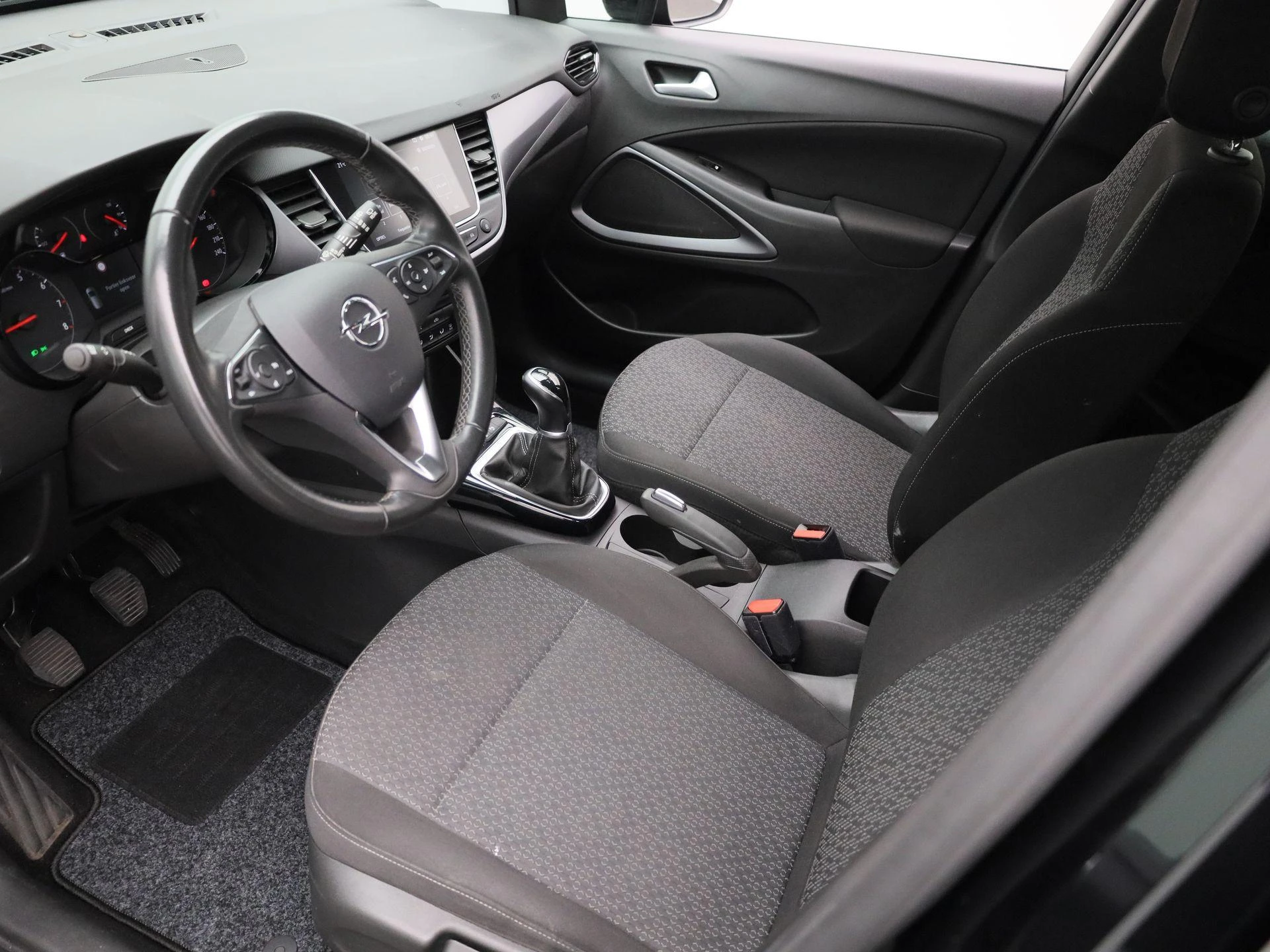 Opel-Crossland-image-15