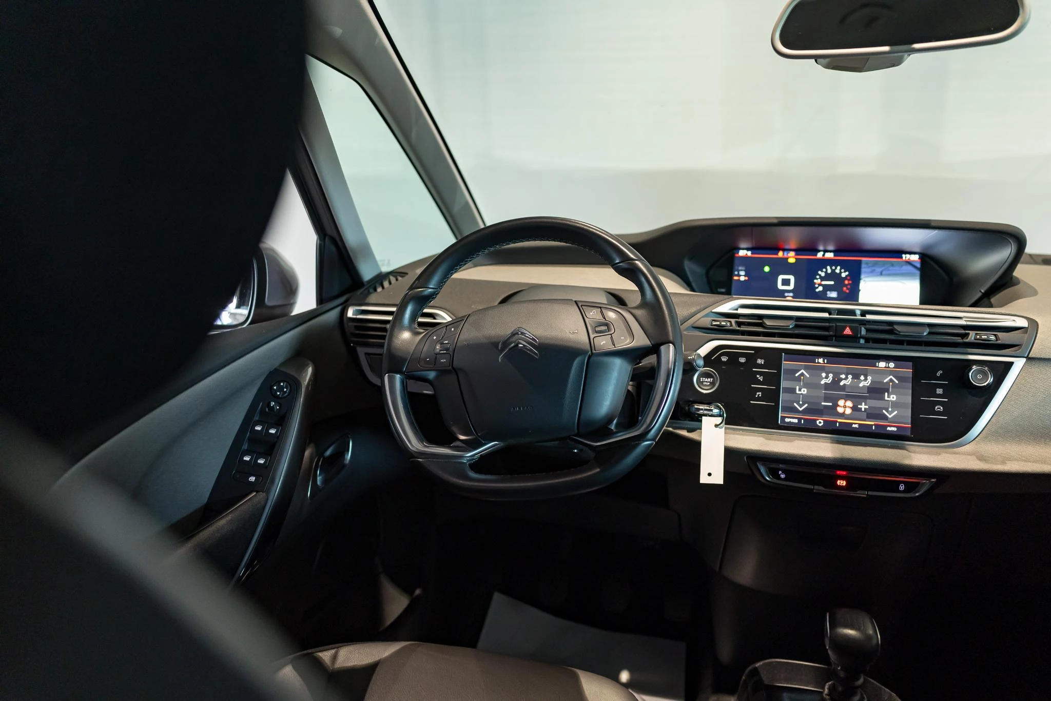 Citroën-C4 Spacetourer-image-18