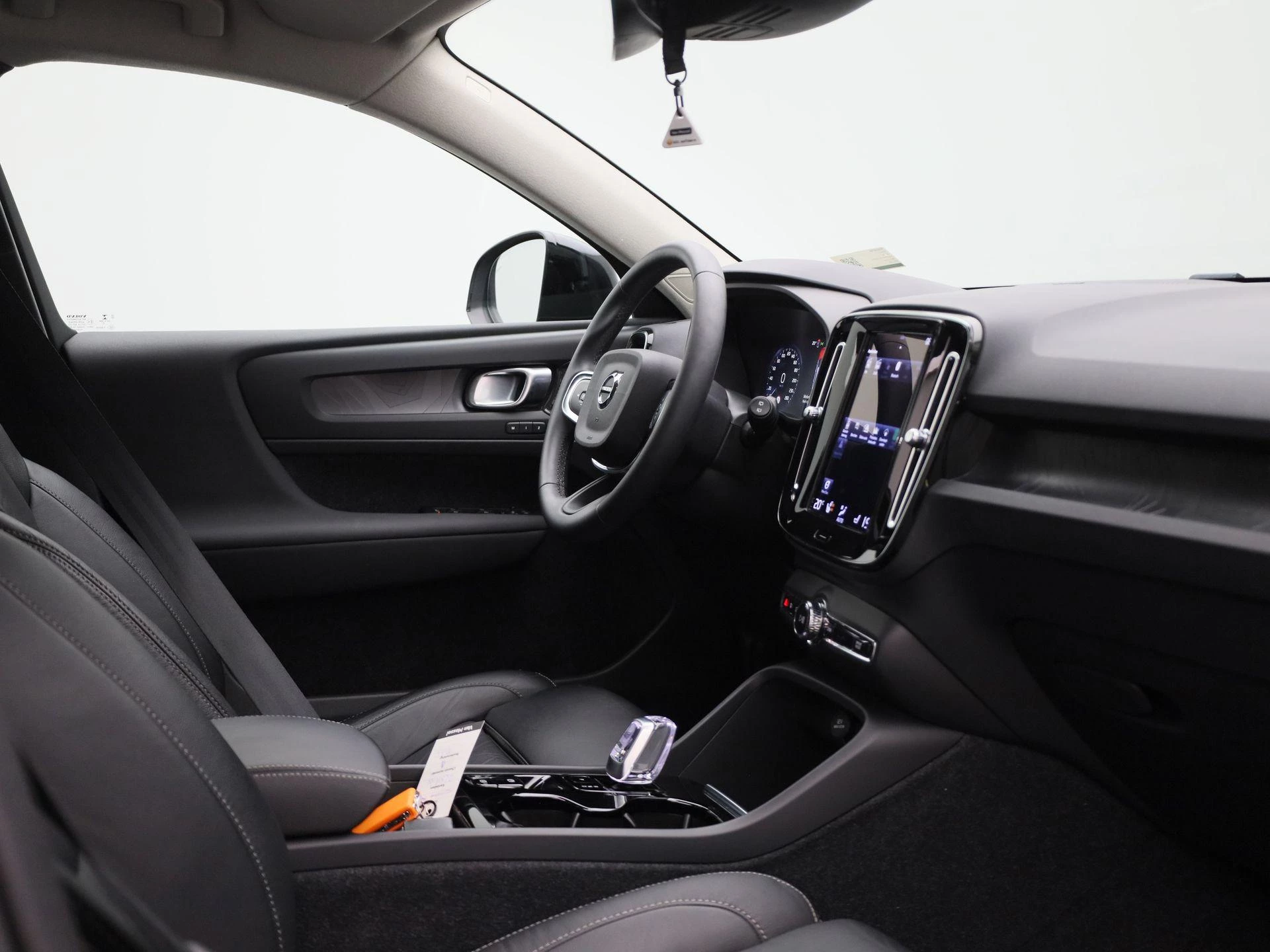 Volvo-XC40-image-36