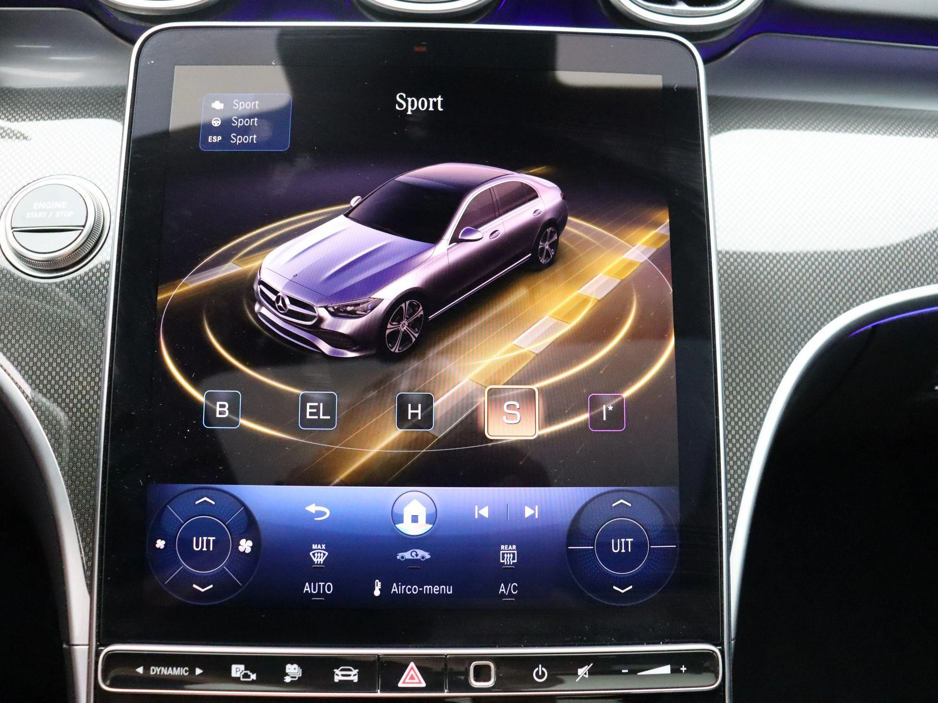 Mercedes-Benz-C-Klasse-image-23
