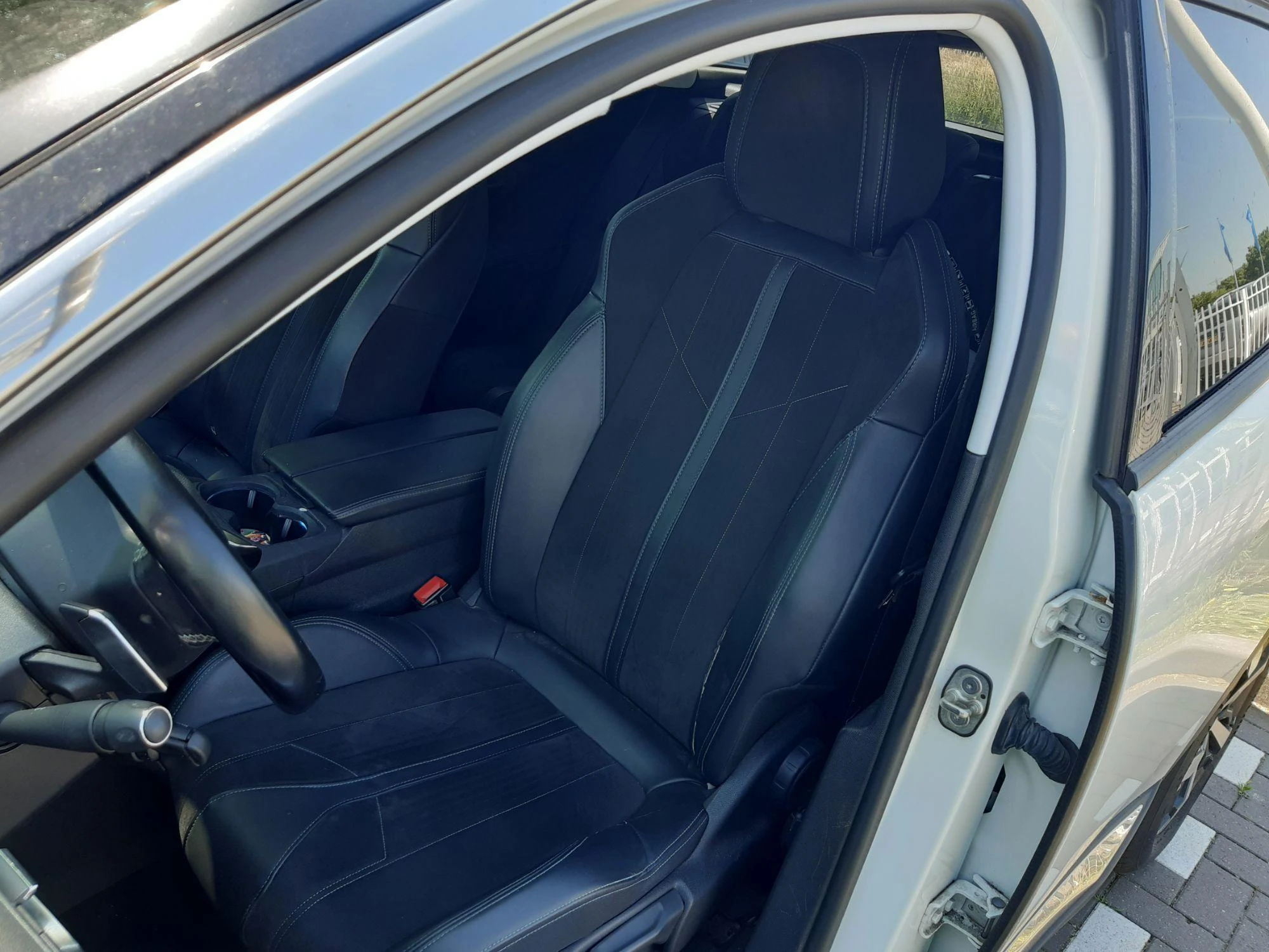 Peugeot-3008-image-7