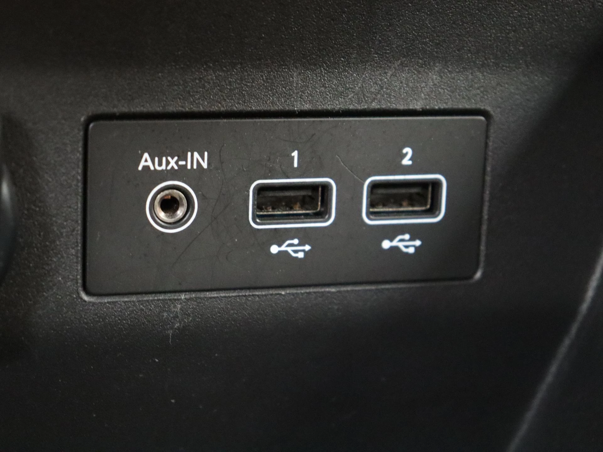 Renault-Clio-image-19