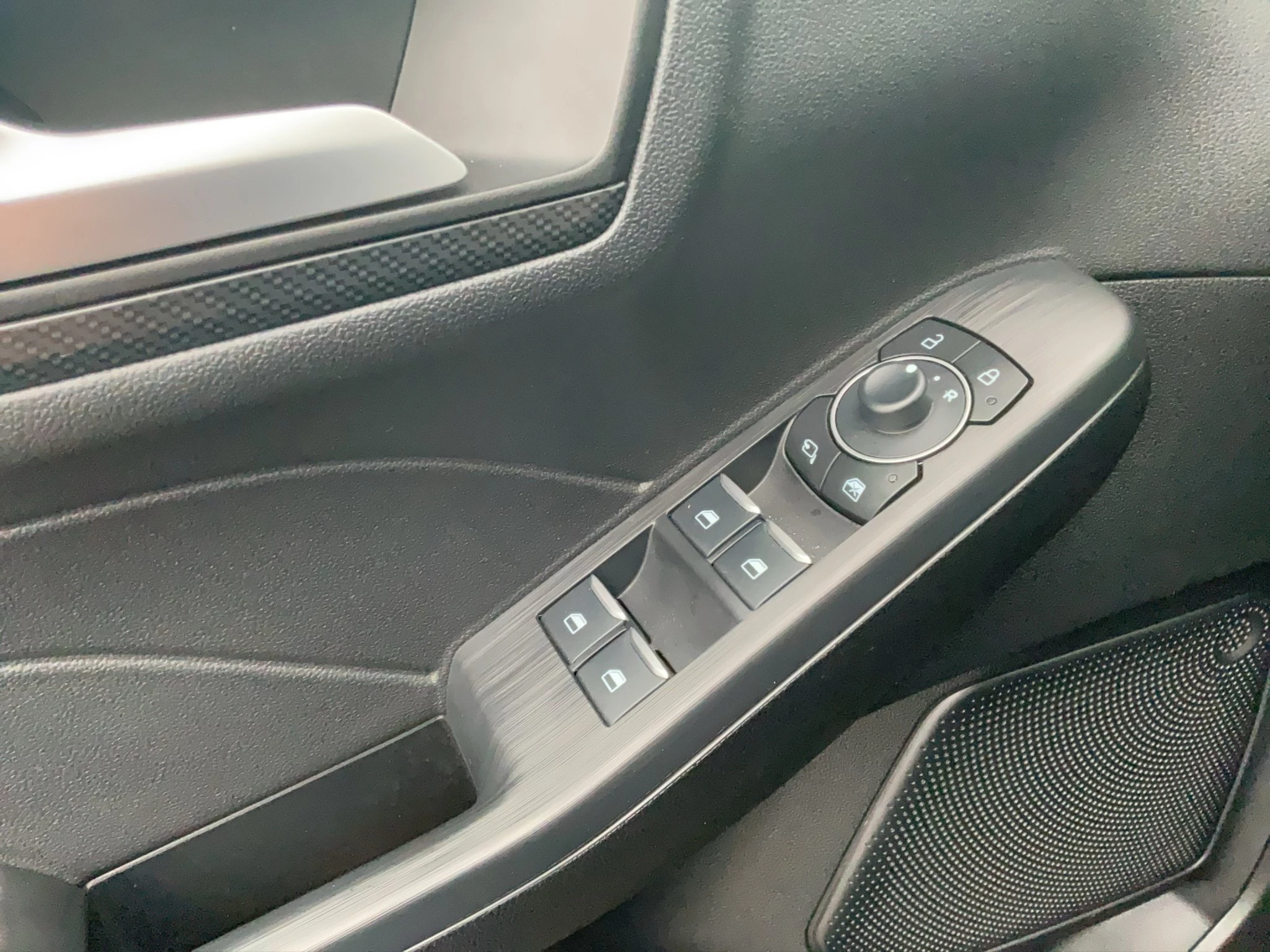 Ford Kuga ST-Line X | ACC | PANO | AHK | KAMERA